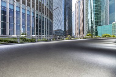 Panoramik silüet ve modern iş ofisi binaları