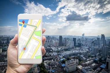 Şehir ile cep telefonu mobil GPS navigasyon