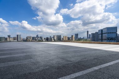 Panoramik silüet ve modern iş ofisi binaları