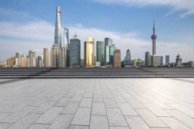 Panoramik silüet ve modern iş ofisi binaları