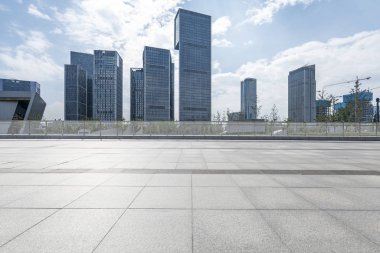 Panoramik silüet ve modern iş ofisi binaları