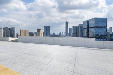 Panoramik silüet ve modern iş ofisi binaları