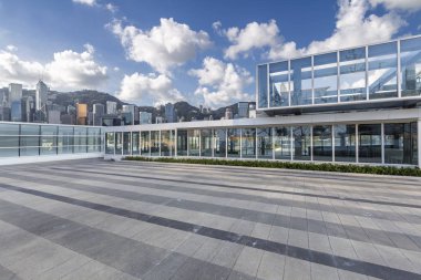 Panoramik silüet ve modern iş ofisi binaları