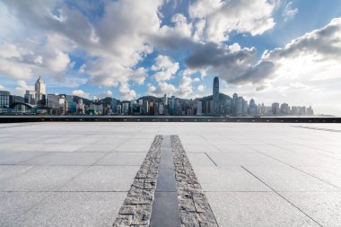 Panoramik silüet ve modern iş ofisi binaları