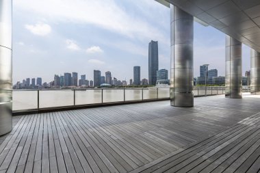 Panoramik silüet ve modern iş ofisi binaları