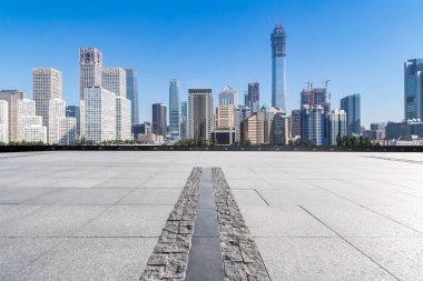 Panoramik silüet ve modern iş ofisi binaları