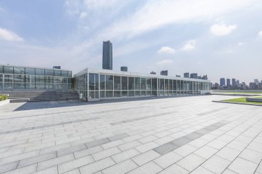 Panoramik silüet ve modern iş ofisi binaları