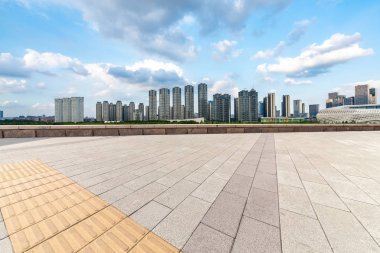 Panoramik silüet ve modern iş ofisi binaları