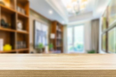 boş tahta masa üstü ve bulanık arkaplan 