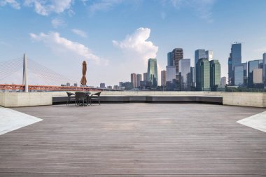 Panoramik siluet ve modern ofis binaları 