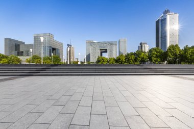 Panoramik silüet ve modern iş ofisi binaları