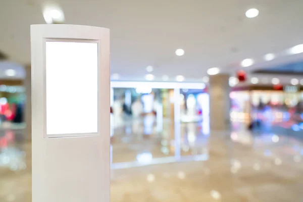 Caixa de luz com shopping de luxo — Fotografia de Stock