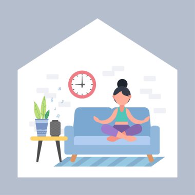 Kız ya da kadın evde yoga yapıyor..