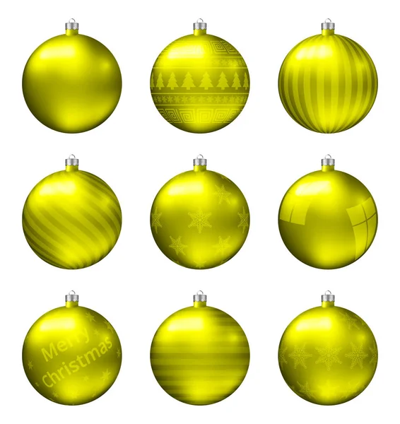 在白色背景查出的黄色圣诞球 逼真的高品质的圣诞节小玩意的矢量集 不同的模式 — 图库矢量图片