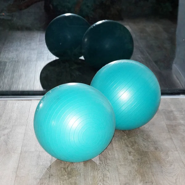 Fitness Balls Window Gym Close — Stock Photo, Image
