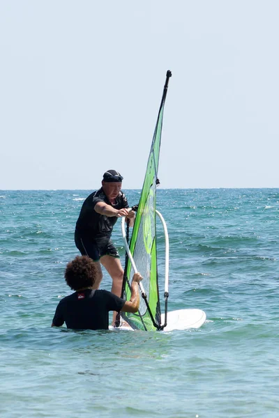 Varna Bulgaria July 2020 Instructor Teaches Windsurfing Sea — Stock Photo, Image