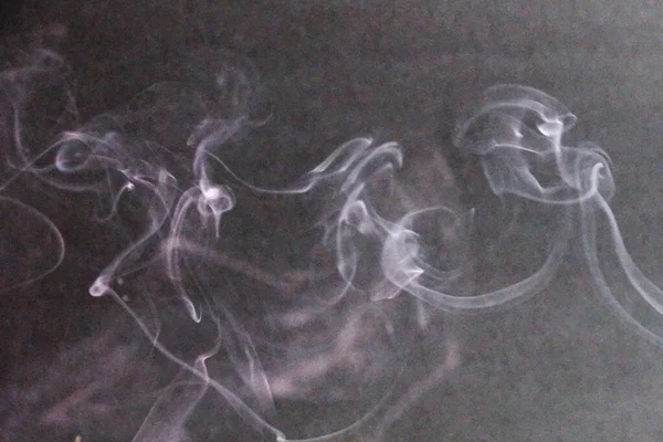 Weißer Rauch Auf Grauem Hintergrund — Stockfoto