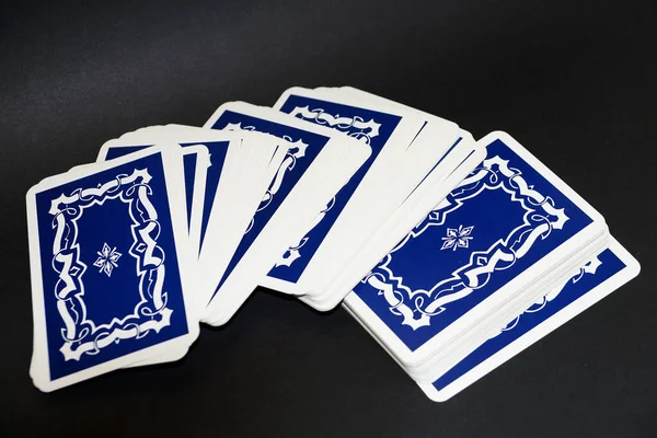 Kibontott Pakli Tarot Kártyák Fekete Alapon Veszíteni Fel — Stock Fotó