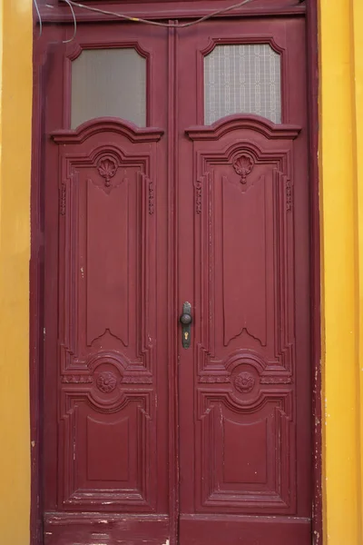 Entrada Vintage Porta Marrom Madeira Com Vidro Close — Fotografia de Stock