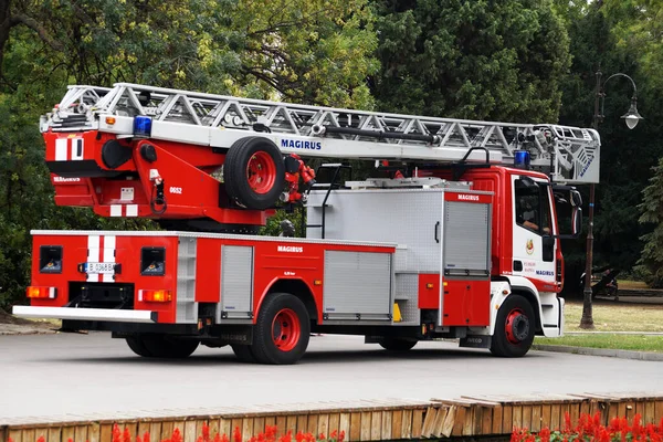 Βάρνα Βουλγαρία Σεπτέμβριος 2020 Πυροσβεστικό Φορτηγό Υδραυλική Πλατφόρμα Σασί Κοντά — Φωτογραφία Αρχείου