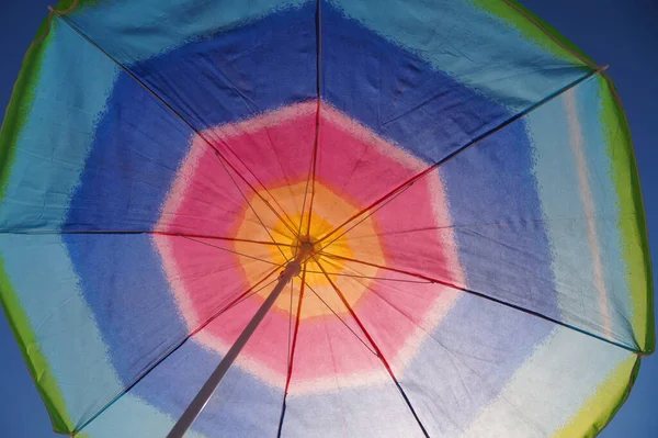 Sun Shines Multi Colored Beach Umbrella View — Stock Photo, Image