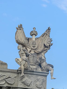 Alba Iulia, Romanya - 6 Ağustos 2017: Kalesi kale Alba Carolina, avlunun üçüncü gate yakınındaki detay.