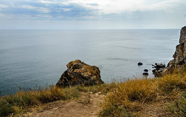 Grön Thracian Cliffs Kaliakra Fyr Svarta Havets Vatten Bulgariska Kusten — Stockfoto