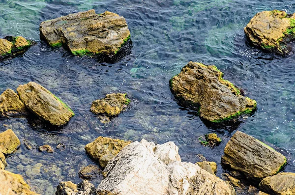 Groene Thracische kliffen, Kaap Kaliakra, Zwarte zee water, Bulgaars — Stockfoto