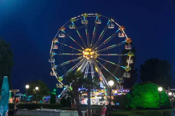 Golden Sands Bulgaria July 2018 Ferris Wheel Downtown Night Time — Stock Photo, Image