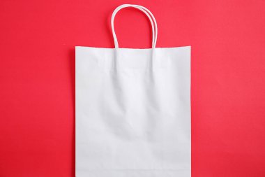 Kağıt torba katı izole arka plan üzerinde. Üstten Görünüm