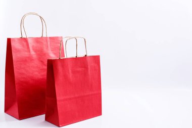 Kağıt torba katı izole arka plan üzerinde. Yan görünüm