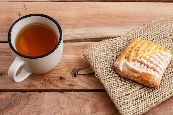 Una Taza Pastel Con Queso Cottage Sobre Lienzo Sobre Una — Foto de Stock