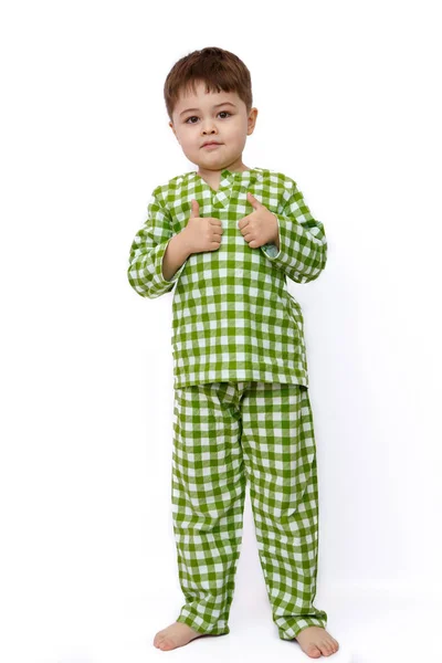 Pequeño Lindo Caucásico Chico Verde Pijama Posando Blanco Aislado Fondo —  Fotos de Stock