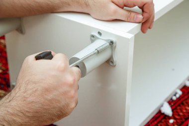 erkek eller büküm vida