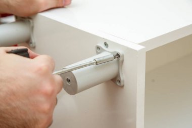 erkek eller büküm vida