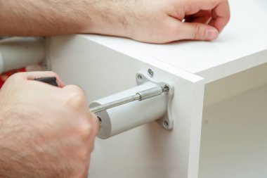 erkek eller büküm vida