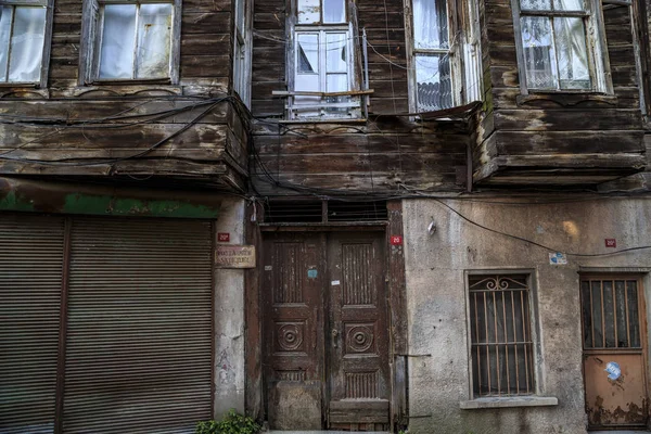 Estambul / Turquía-04.03.2019: hermosas casas antiguas de época de Ista — Foto de Stock