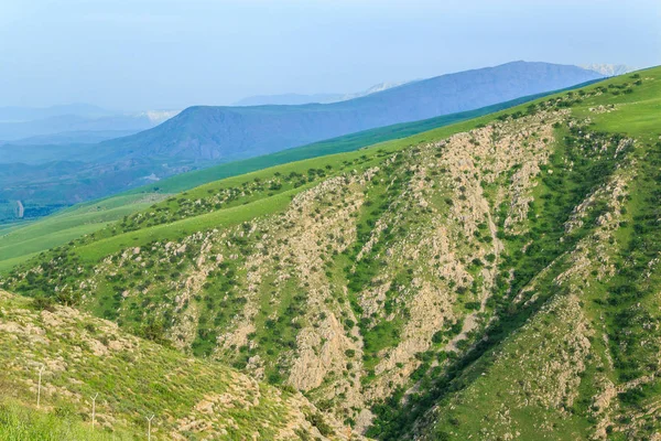 Las montañas de Irán y Turkmenistán en un día de verano, gree — Foto de Stock