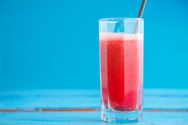 Smoothie 'ler, şeffaf bir GLA taze sıkılmış karpuz suyu