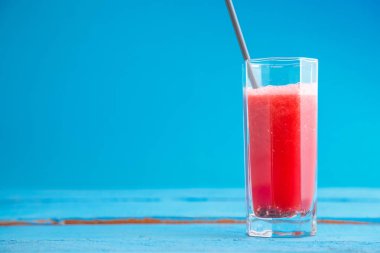 Smoothie 'ler, şeffaf bir GLA taze sıkılmış karpuz suyu