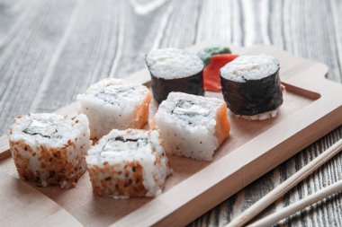 wasabi ve zencefil o ile Japon rulo üç farklı türde