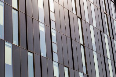 Windows, bir arka plan gibi bir modern high-tech Binası yakın çekim