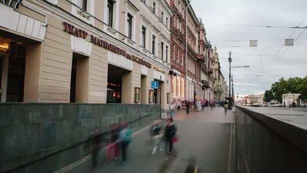 Санкт Петербург Росія Червня 2019 Підземний Час Метро Тротуарі Невського — стокове відео