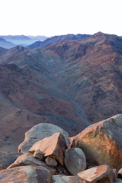 Mount Sinai sabah ışığında manzara