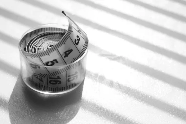 Measuring Tape Shiny Table Photo — Stock Photo, Image