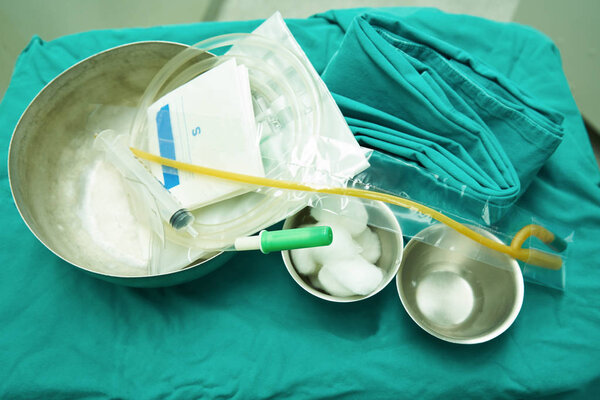  Sterile set of urinary catheterization for patient undergoing surgery in operating room                              