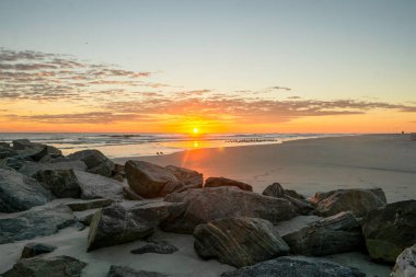 Florida 'da New Smyrna Sahili' nde kışın Ponce körfezi