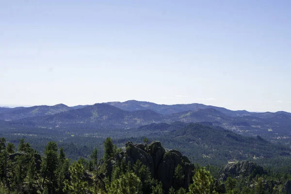 南达科他州卡斯特州立公园的布莱克山 — 图库照片