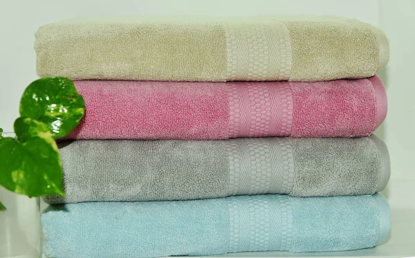 Soft cotton terry bath towel