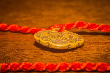 Çin bir dize bilezik ile şanslı ahşap boncuk.